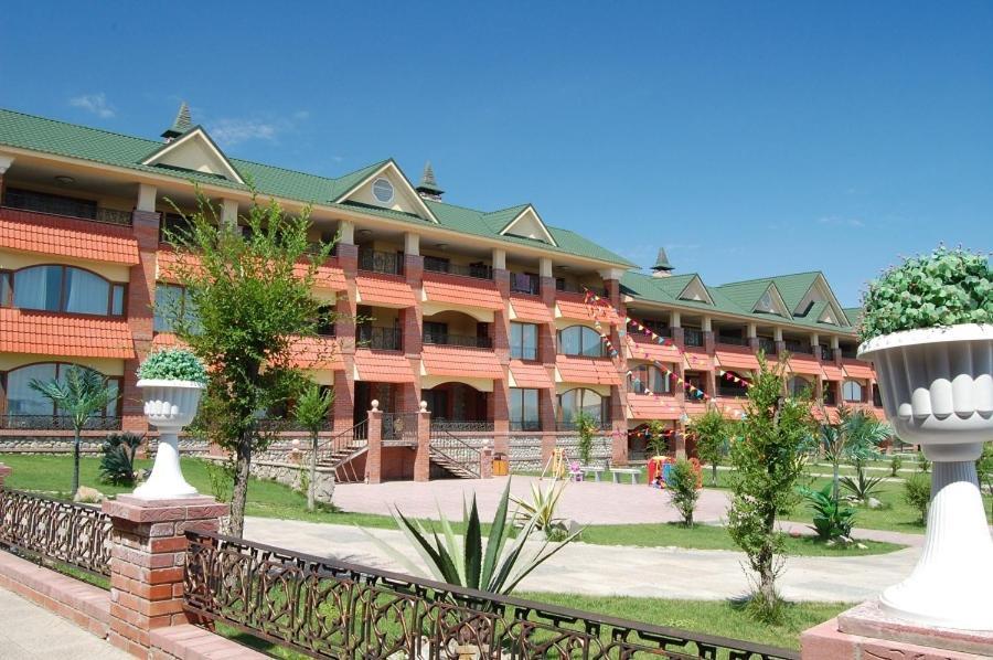 Morelux Boutique Hotel Kapčagaj Exteriér fotografie