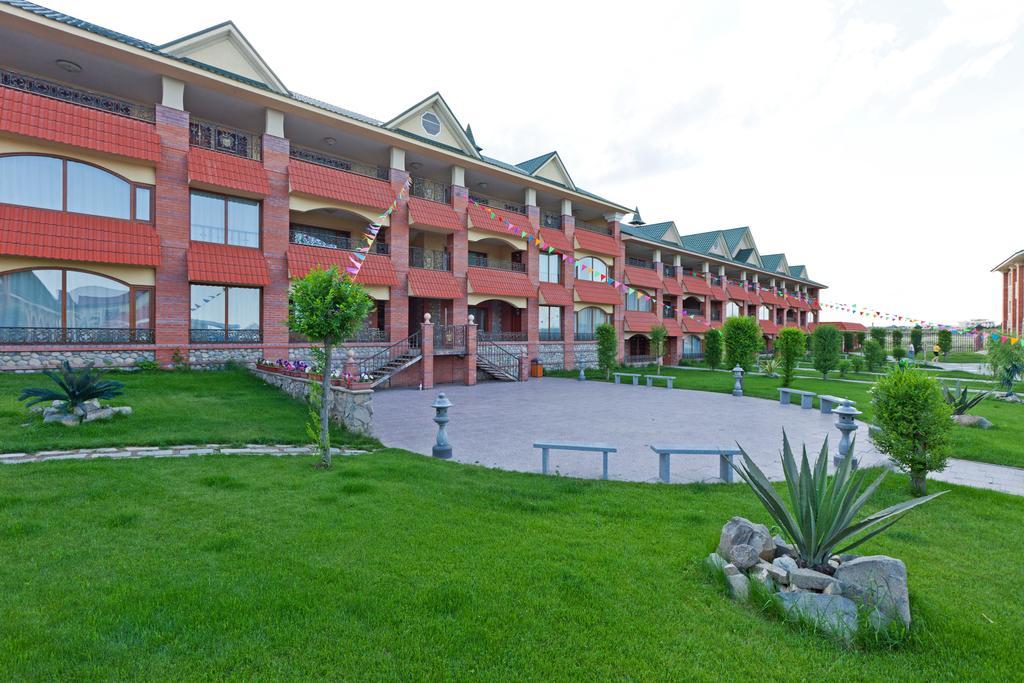 Morelux Boutique Hotel Kapčagaj Exteriér fotografie