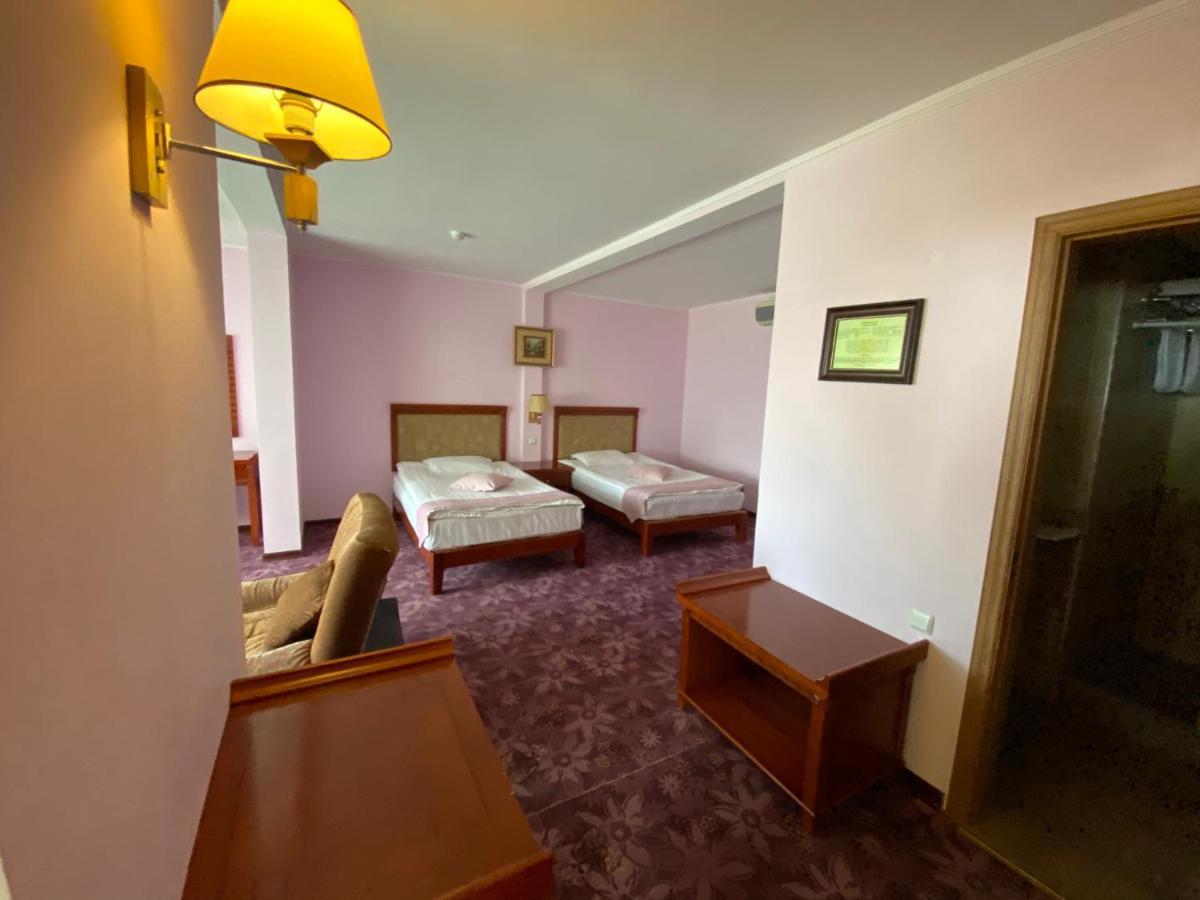 Morelux Boutique Hotel Kapčagaj Exteriér fotografie