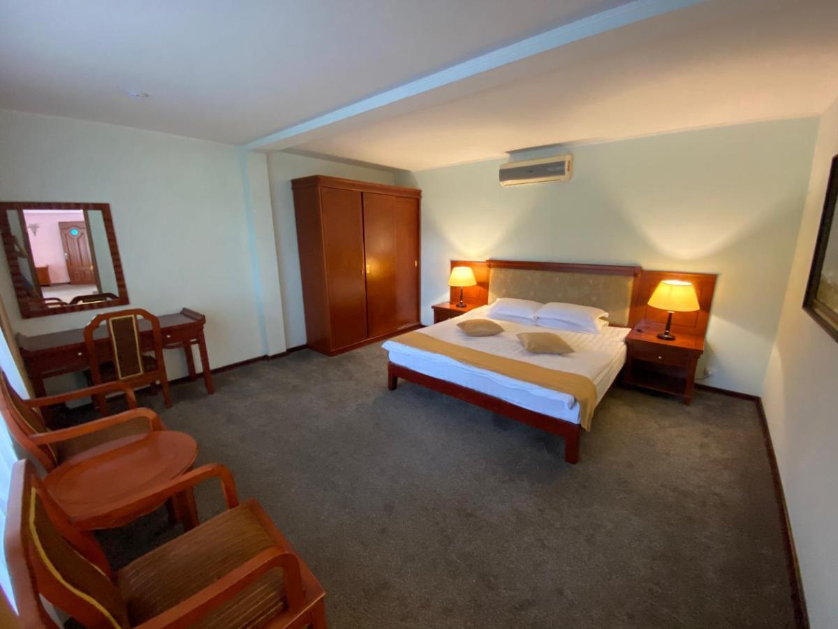 Morelux Boutique Hotel Kapčagaj Exteriér fotografie
