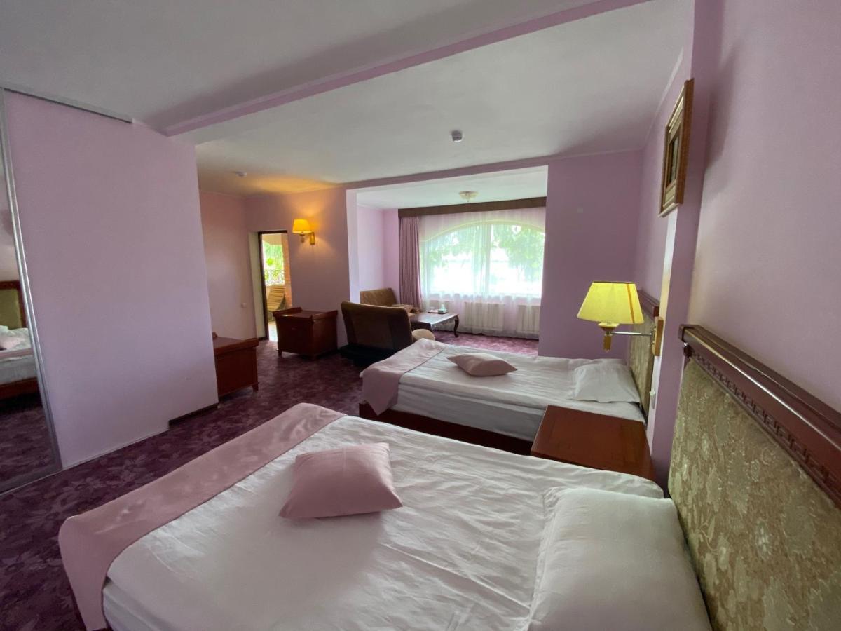 Morelux Boutique Hotel Kapčagaj Exteriér fotografie